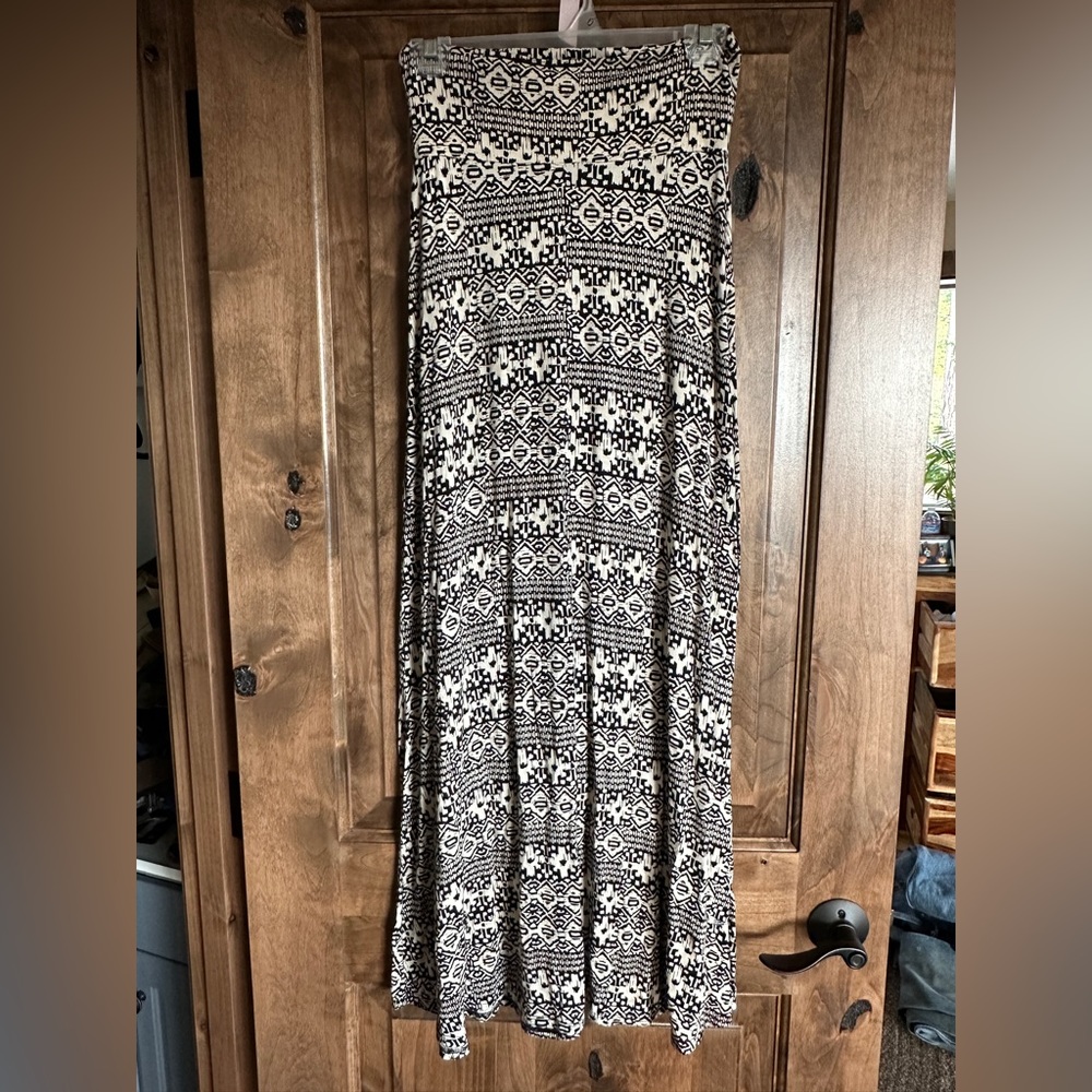 Women’s Skirt